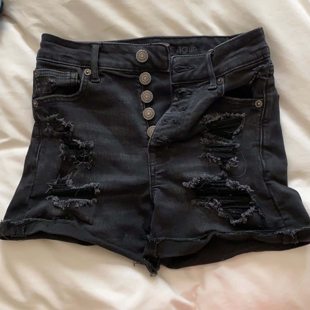 Black distressed shorts